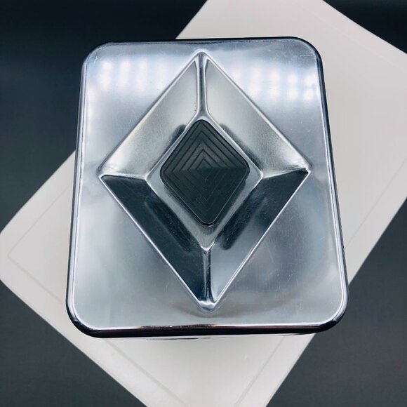 Vintage CHROME QUEEN Rectangular Faux Wood FLOUR Tin Canister Container - Picture 4 of 12